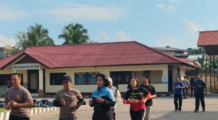 Personel Polres Landak Rutin Gelar Olah Raga Turunkan Berat Badan