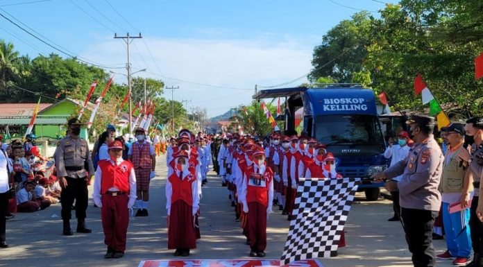 Rebut Piala Kapolres Landak 38 Regu Sekolah Tingkat SD dan SLTA Ikuti Gerak Jalan