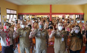 Pelajar SMA Negeri 2 Sengah Temila Dibekali Pendidikan Politik Bagi Pemilih Pemula