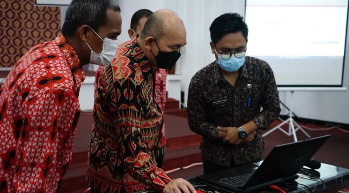 Pj Bupati Landak, Samuel: Penggunaan Katalog Elektronik Beri Peluang UMKM Lokal Kembangkan Usaha