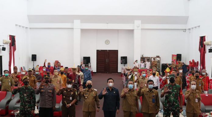 Pj Bupati Samuel Buka Acara Pengukuhan Forum Pembauran Kebangsaan Kabupaten Landak