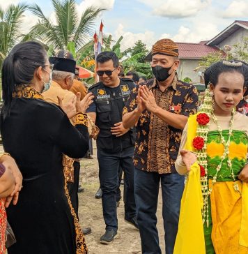 Hadiri Grebek Suro Paguyuban Jawa, Sekda Landak Ajak Masyarakat Terus Lestarikan Budaya dan Tradisi