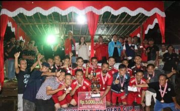 Turnamen Sepak Bola Mardeka Cup di Jelimpo Resmi Ditutup