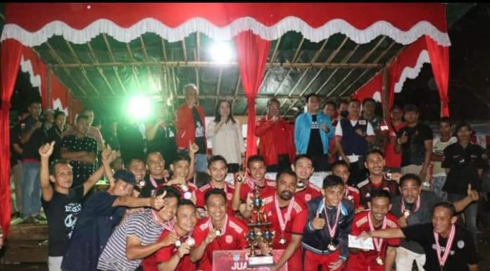 Turnamen Sepak Bola Mardeka Cup di Jelimpo Resmi Ditutup