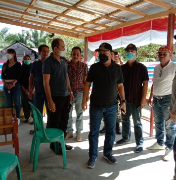 Pj Bupati Landak Tinjau Persiapan Pilkades di TPS 9 Keranji Mancal