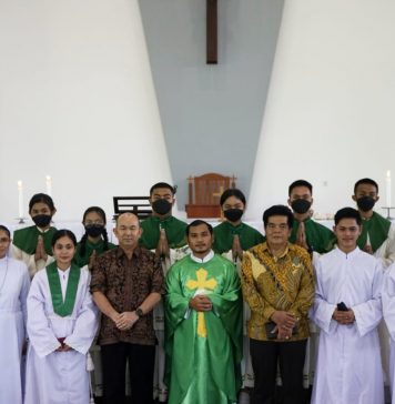 Pj Bupati Landak Ajak Kaum Muda Terlibat Aktif Dalam Kegiataan Keagamaan