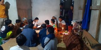 Pulang Dari Hutan, Istri Dapati Suami Tergeletak Dikamar Mandi Usai Tenggak Racun Rumput