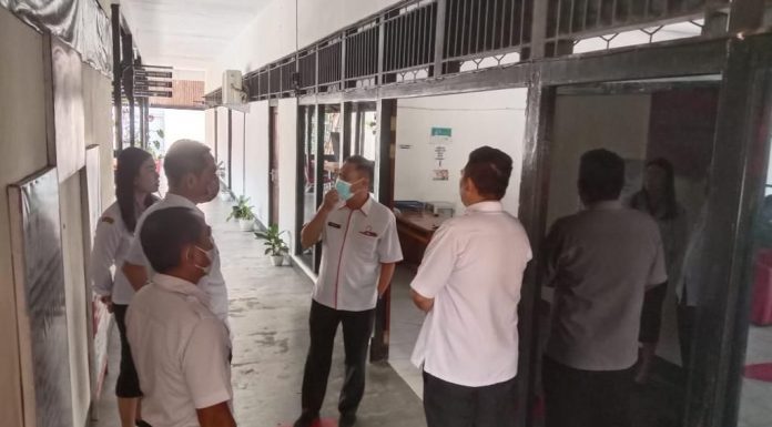 Tindaklanjuti Aduan Masyarakat, Sekda Landak Monitoring dan Evaluasi Dua Dinas