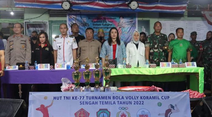 Turnamen Bola Voli Koramil Cup HUT TNI ke 77 Ditutup, Ketua DPRD Landak : Kita Dukung Kegiatan Olah Raga