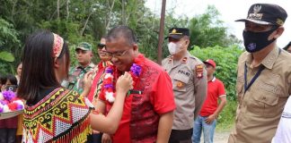 Buka Turnamen Bola Voli di Simpang Pasir, Heri Saman Minta Junjung Tinggi Sportivitas Bertanding