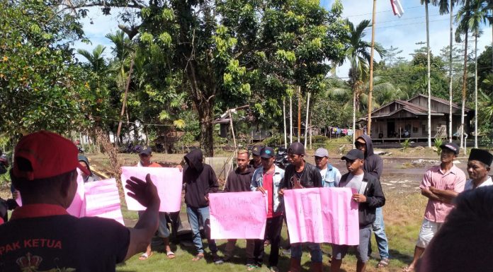 Pengalihan Penerima BLT DD Diduga Tidak Dimusyawarahkan, Warga Geruduk Kantor Desa Rantau Panjang