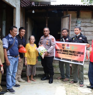Polres Landak Bagikan 1.500 Paket Sembako Peringatan HUT Devisi Humas Polri ke 71