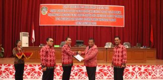 Fraksi DPRD Landak Sampaikan Pandangan Umum Terhadap Nota Keuangan dan RAPBD Tahun Anggaran 2023