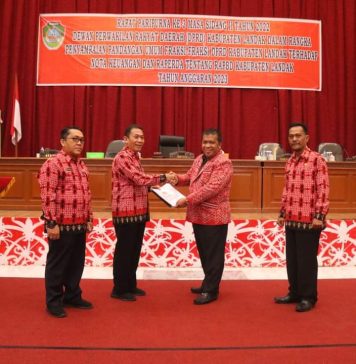 Fraksi DPRD Landak Sampaikan Pandangan Umum Terhadap Nota Keuangan dan RAPBD Tahun Anggaran 2023