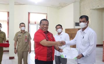 Heri Saman Minta Kepala Desa Jalani Tugas dan Tanggung Jawab Dengan Sungguh-Sungguh