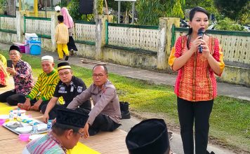 Karolin Dukung Saprahan Keraton Landak Pecahkan Rekor Muri