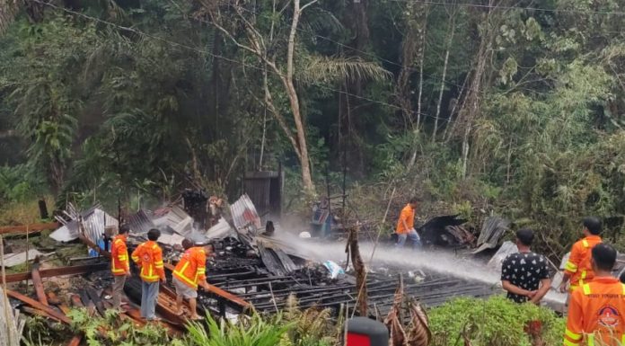Lupa Matikan Kompor, Rumah Warga di Desa Tebedak Terbakar