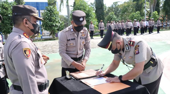 Kasat Intel Polres Landak dan Dua Kapolsek Berganti