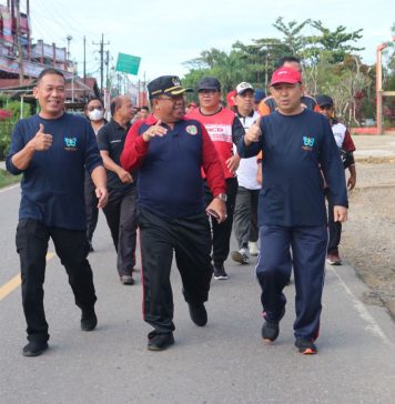 Jalan dan Senam Sehat Meriahkan Hari Kesehatan Nasional ke 58 dan HUT Korpri ke 51 di Landak