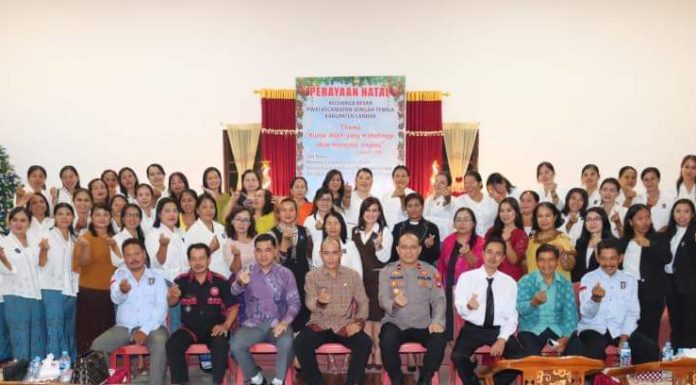 Kaum Wanita Diajak Beri Kontribusi Bangun Landak