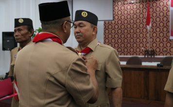Pj Bupati Samuel Dilantik Sebagai Ketua Majelis Pembimbing Cabang Gerakan Pramuka Kabupaten Landak