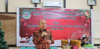 Hadiri Perayaan Natal Bersama Forkompincam Kuala Behe, Pj Bupati Landak Samuel Ajak Sinergisitas Bangun Daerah