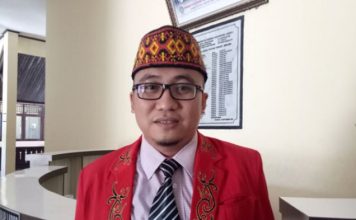 Glorio Sanen Apresiasi Kinerja AKBP Stevy Frits Pattiasina Selama Menjabat Kapolres Landak