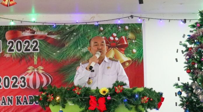 Hadiri Perayaan Natal DPPKP Landak, Pj Bupati Samuel Ajak Pegawai Tingkatkan Prestasi Kerja