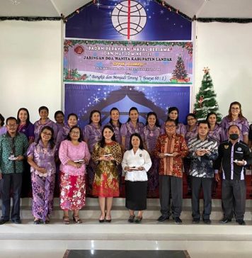 Hadiri Natal Bersama, dan HUT JDW ke- 21 Asisten Sekda Landak Minta Ormas Jalin Komunikasi Baik Dengan Pemda