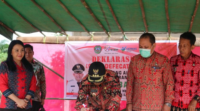 Desa Bagak Jadi Desa Kedua di Landak Deklarasikan Stop Buang Air Besar Sembarangan
