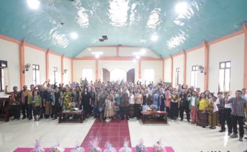 Karolin Ajak Semua Etnis Bersatu Dukung Pembangunan di Landak