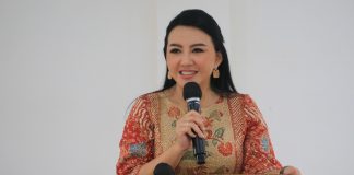 Karolin Beri Apresiasi Pemkab Landak Raih 4 Penghargaan