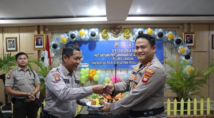 Kapolres Landak : Satpam Kepanjangan Tangan Polri Jaga Kamtibmas