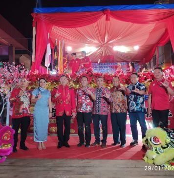 Puncak Perayaan Imlek di Ngabang Berlangsung Meriah