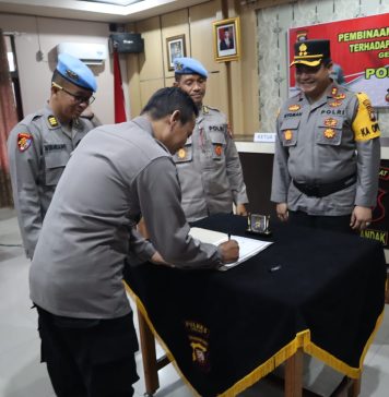 Polres Landak Gelar Pembinaan Etik Profesi Polri