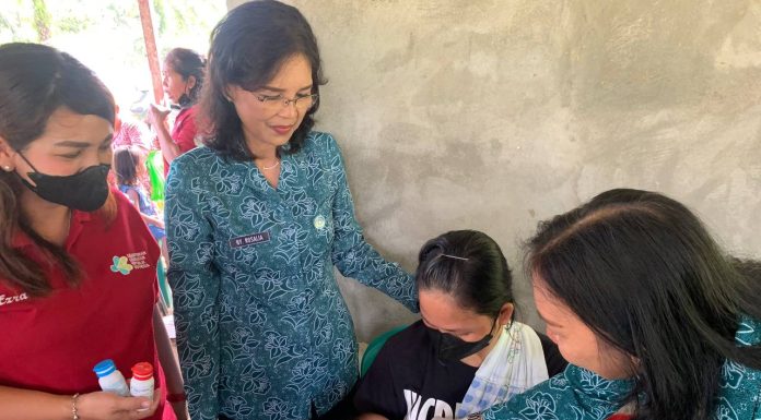 Ketua TP PKK Landak Ajak Ibu-Ibu Lengkapi Imunisasi Pada Anak Hingga Usia 5 Tahun