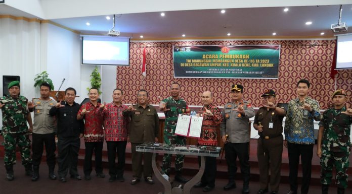 Pj. Bupati Landak Sebut Adanya TMMD Bantu Pemerintah Dalam Percepaatan Pembangunan Fisik dan Non Fisik