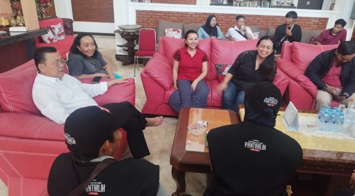 Pantarlih Datangi Karolin, Laksanakan Coklit Data Pemilih Pemilu 2024