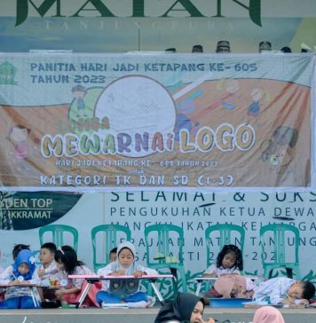Antusias Pelajar Ikuti Lomba Mewarnai Logo Hari Jadi Ketapang ke- 605