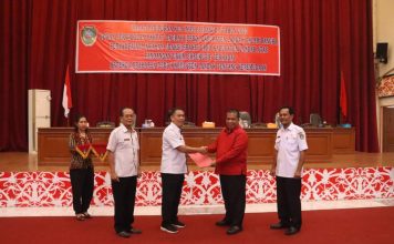 Fraksi DPRD Landak Tanggapi Pandangan Umum Eksekutif Terhadap Raperda Tentang Kepemudaan