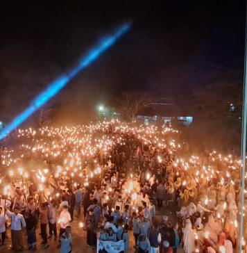Meriah, Pawai Obor Sambut Bulan Suci Ramadhan 1444 Hijriah di Landak Diikuti Ribuan Peserta