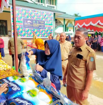 Pasar Murah Jelang Ramadhan, Pemkab Landak Harapkan Dapat Bantu Penuhi Kebutuhan Masyarakat