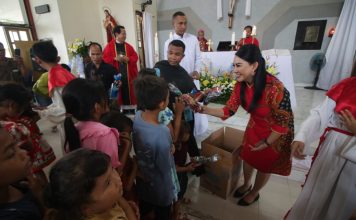 Karolin Ajak Umat Kompak Mengembangkan Gereja