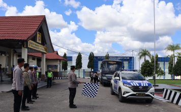 15 Pemudik Ikuti Program Balik Mudik Gratis Bersama Polres Landak