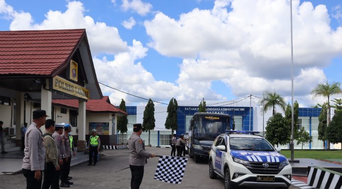 15 Pemudik Ikuti Program Balik Mudik Gratis Bersama Polres Landak