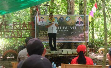 Sekda Landak Buka Peringatan Hari Bumi di Riam Angan Tembawang