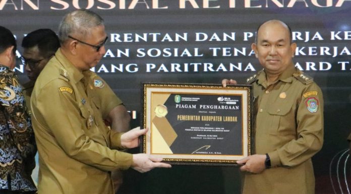 Pemkab Landak Raih Penghargaan Gerakan Perlindungan 1 Desa 100 Pekerja Rentan