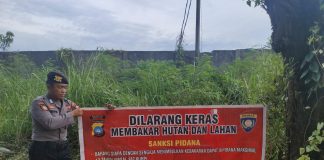 Cegah Karhutla, Polsek Batu Ampar Rutin Gelar Sosialisasi Kepada Warga