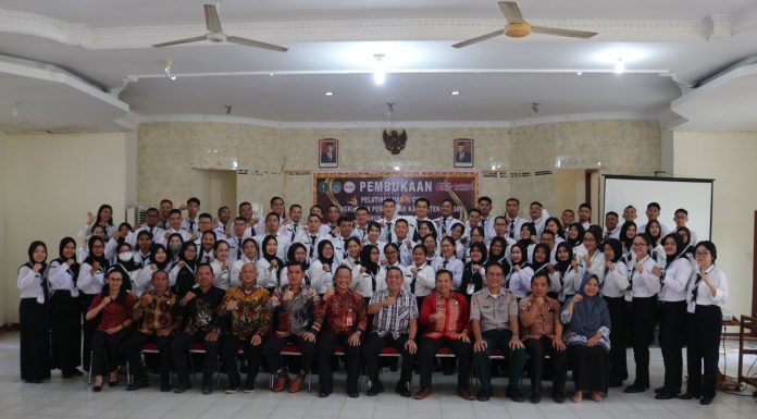 Lastar CPNS Angkatan CLXXI dan CLXXII Dibuka, Vinsensius Harapkan Peserta Ikuti Pelatihan Dengan Baik