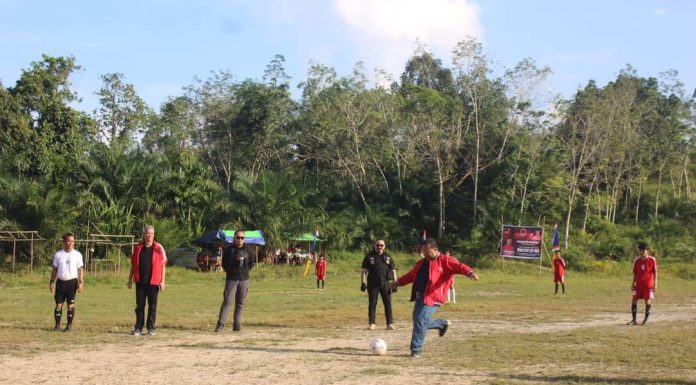 Heri Saman Buka Turnamen Bengkawe Cup
